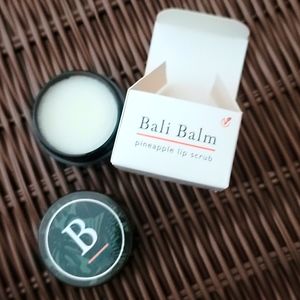 Bali Balm pineapple lip scrub. 15 ml.